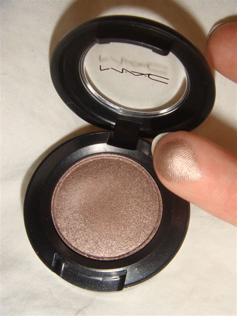 mac taupe eyeshadow.